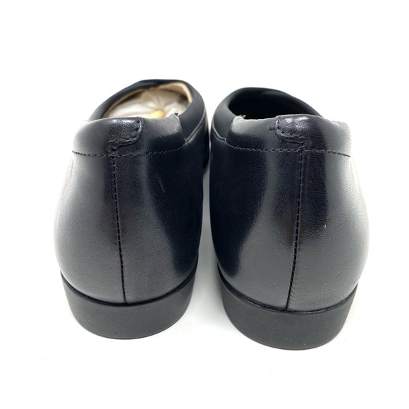 Clarks Un Darcey Ease Black Leather Ballet Flats - Picture 6 of 10